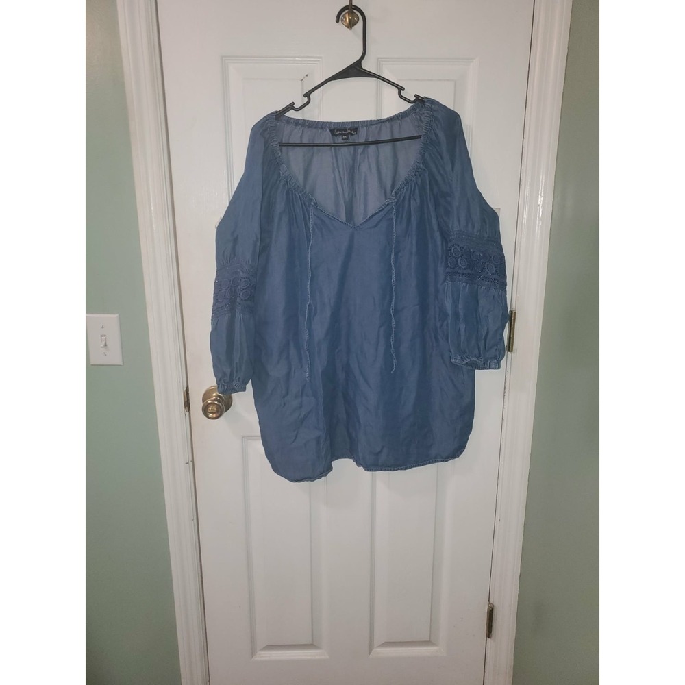 Beautiful Boho Gypsie Demin Color Top With Lace Sleeve 2x